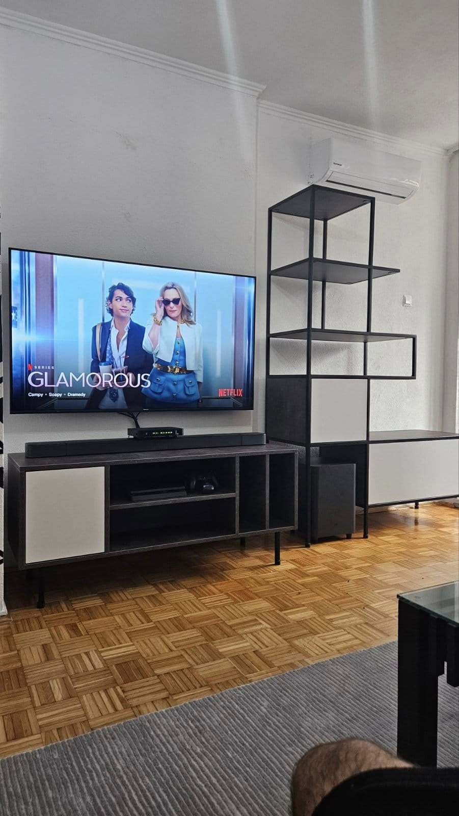 Komode, fotografija 6